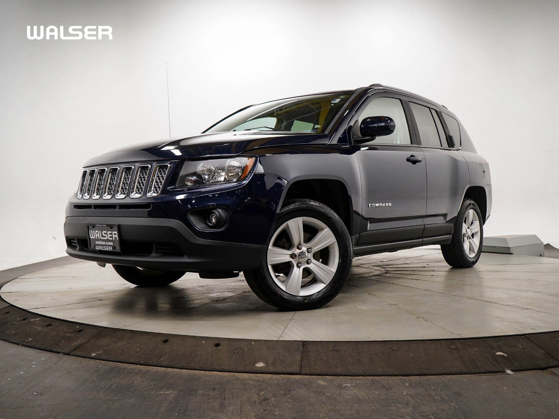 is a jeep compass good on gas